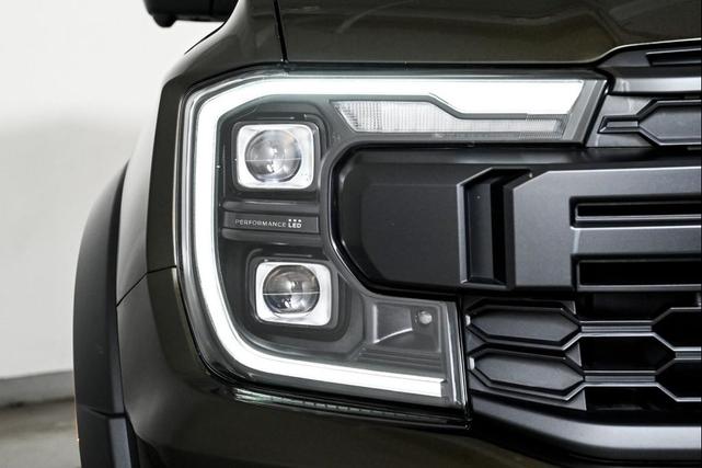 Photo of 2024 GREEN Ford Ranger