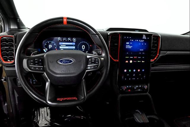 Photo of 2024 GREEN Ford Ranger