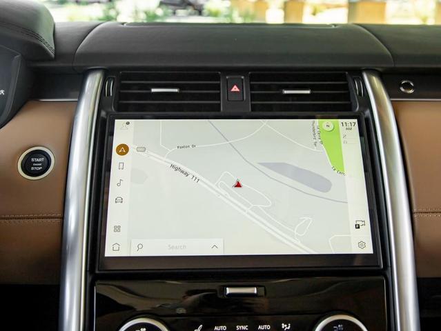 Photo of 2025 Lantau Bronze Land Rover Discovery