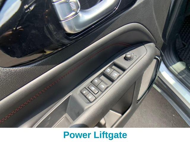 Photo of 2025 Silver Zynith Jeep Compass