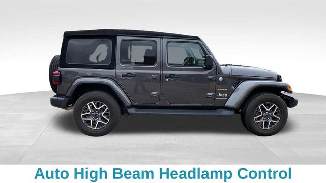 Photo of 2024 Granite Crystal Clearcoat Metallic Jeep Wrangler