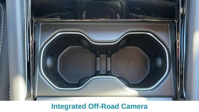 Photo of 2025 Silver Zynith Jeep Grand Cherokee L