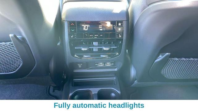 Photo of 2025 Silver Zynith Jeep Grand Cherokee L