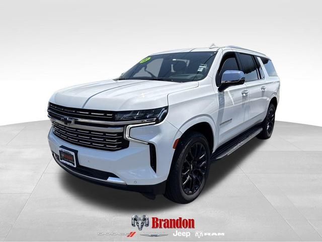 Photo of 2022 Summit White Chevrolet Suburban