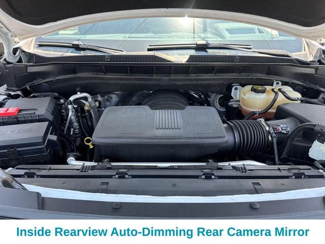 Photo of 2022 Summit White Chevrolet Suburban