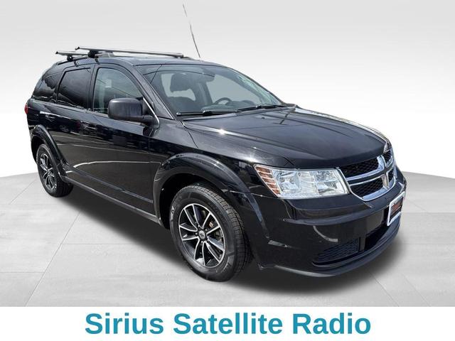 Photo of 2018 Pitch Black Clearcoat Dodge Journey