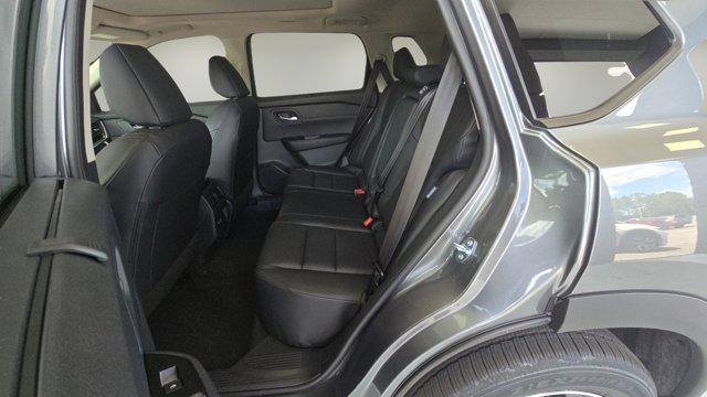 Photo of 2025 Gun Metallic Nissan Rogue