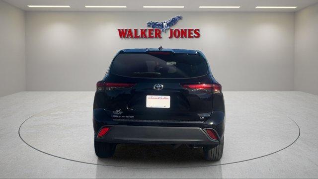 Photo of 2023 Black Toyota Highlander