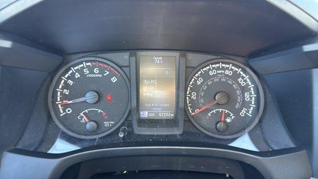Photo of 2021 White Toyota Tacoma