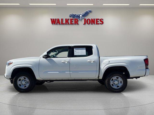 Photo of 2021 White Toyota Tacoma