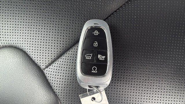 Photo of 2023 Portofino Gray Hyundai SANTA FE