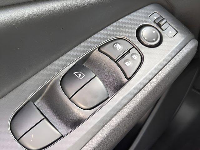 Photo of 2025 Black Nissan Altima