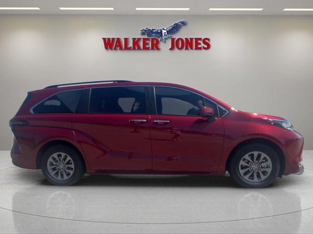 Photo of 2023 Red Toyota Sienna