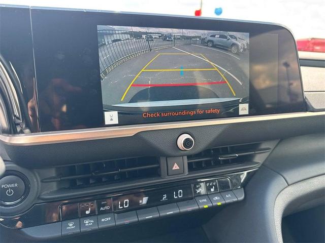 Photo of 2023 Oxygen White Toyota Crown
