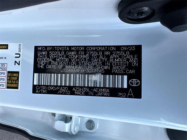 Photo of 2023 Oxygen White Toyota Crown