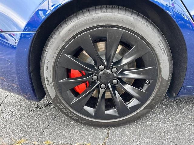 Photo of 2020 Deep Blue Metallic Tesla Model S