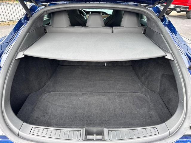 Photo of 2020 Deep Blue Metallic Tesla Model S