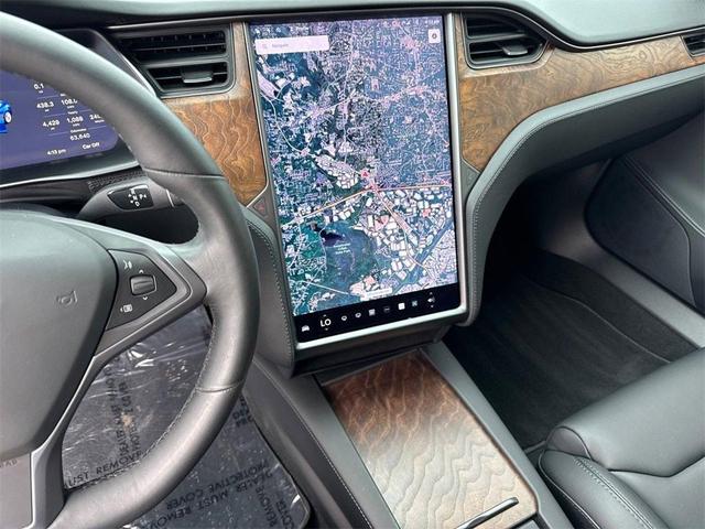 Photo of 2020 Deep Blue Metallic Tesla Model S