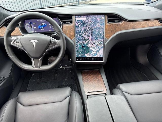 Photo of 2020 Deep Blue Metallic Tesla Model S