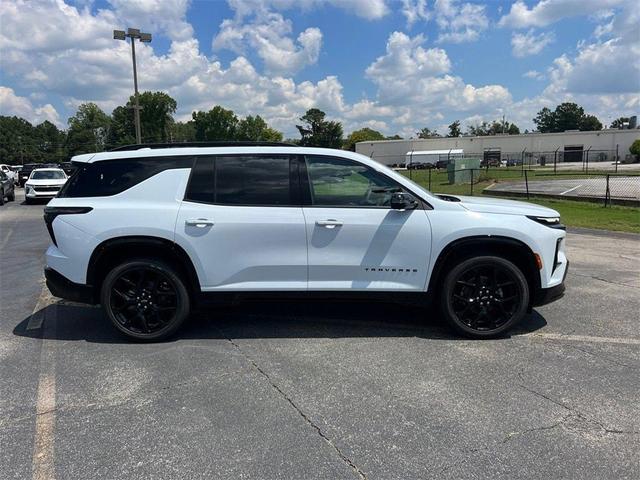 Photo of 2026 Polar White Chevrolet Traverse