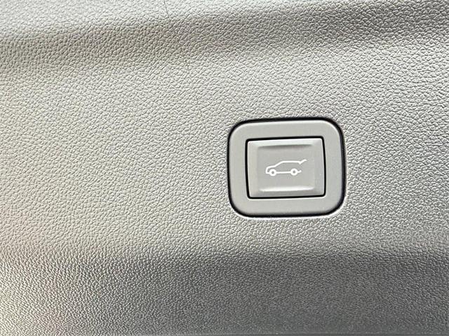 Photo of 2025 Sterling Gray Metallic Chevrolet Tahoe