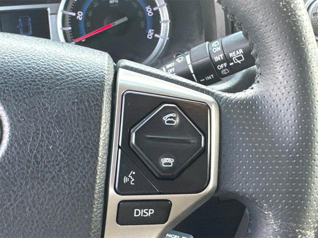 Photo of 2015 Black Toyota 4Runner