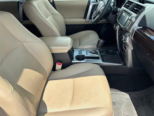 Photo of 2015 Black Toyota 4Runner
