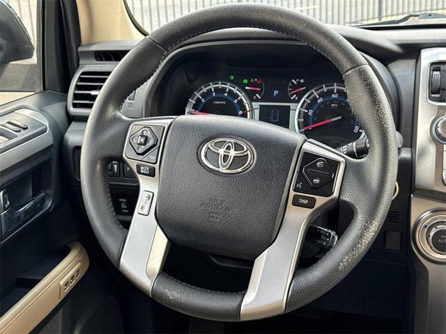 Photo of 2015 Black Toyota 4Runner