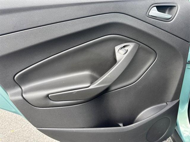 Photo of 2013 Frosted Glass Ford Escape
