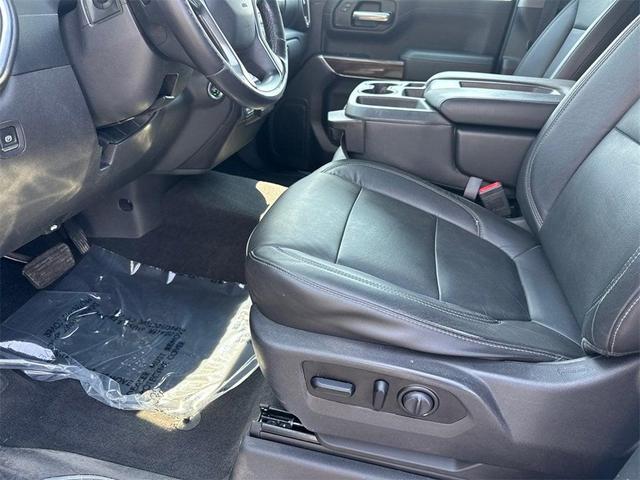 Photo of 2020 Iridescent Pearl Tricoat Chevrolet Silverado 1500
