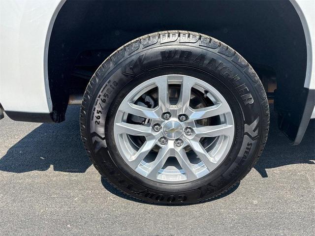 Photo of 2020 Iridescent Pearl Tricoat Chevrolet Silverado 1500