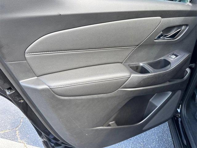 Photo of 2022 Mosaic Black Metallic Chevrolet Traverse