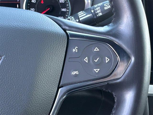 Photo of 2022 Mosaic Black Metallic Chevrolet Traverse