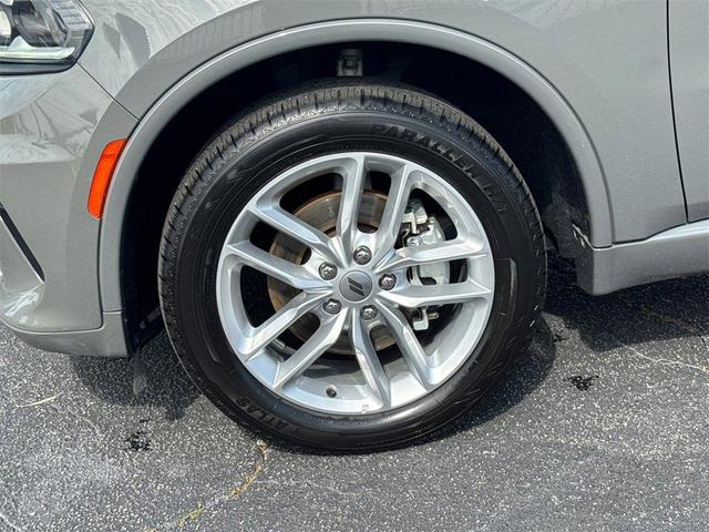 Photo of 2022 Destroyer Gray Clearcoat Dodge Durango