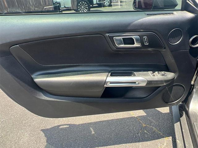 Photo of 2018 Magnetic Ford Mustang