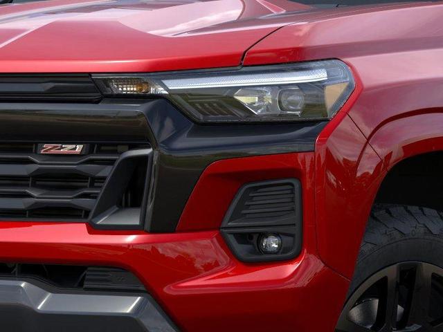 Photo of 2025 Radiant Red Chevrolet Colorado