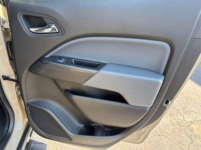 Photo of 2022 Sand Dune Metallic Chevrolet Colorado