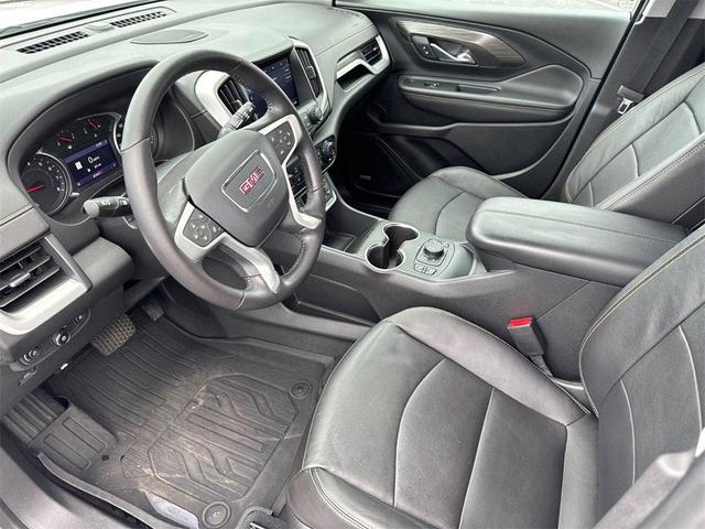 Photo of 2021 Summit White GMC Terrain