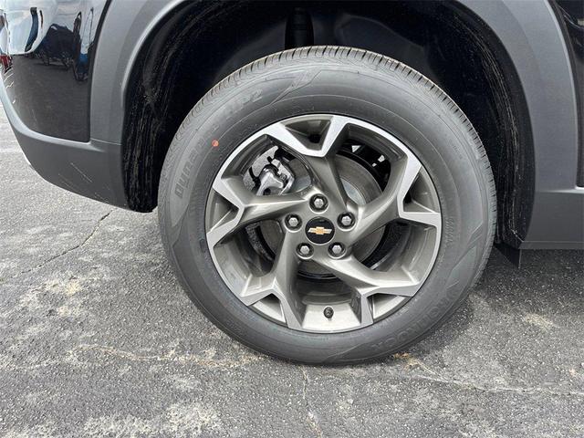 Photo of 2026 Mosaic Black Metallic Chevrolet Trax