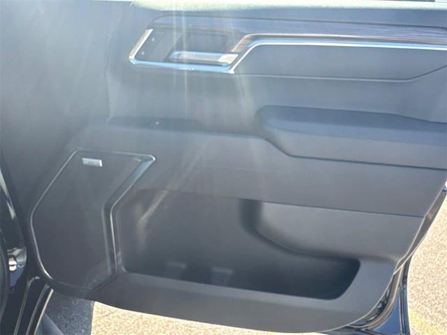 Photo of 2026 Black Chevrolet Silverado 1500