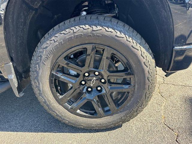 Photo of 2026 Black Chevrolet Silverado 1500