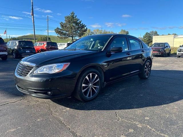 2013 Chrysler 200