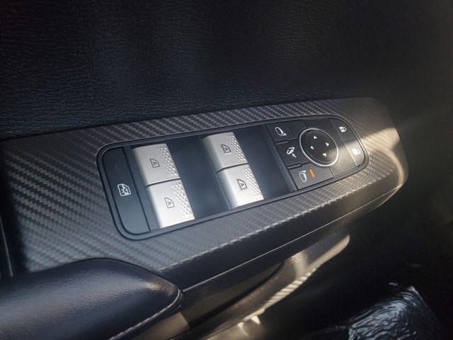 Photo of 2024 Silver Mitsubishi Outlander