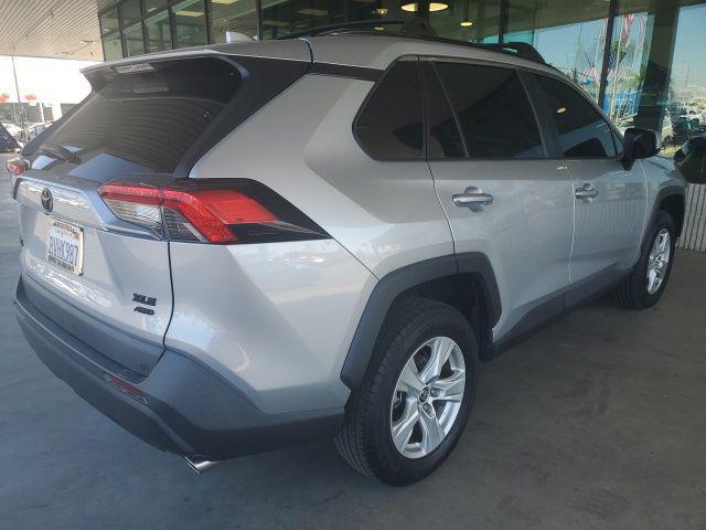 Photo of 2021 Silver Sky Metallic Toyota RAV4