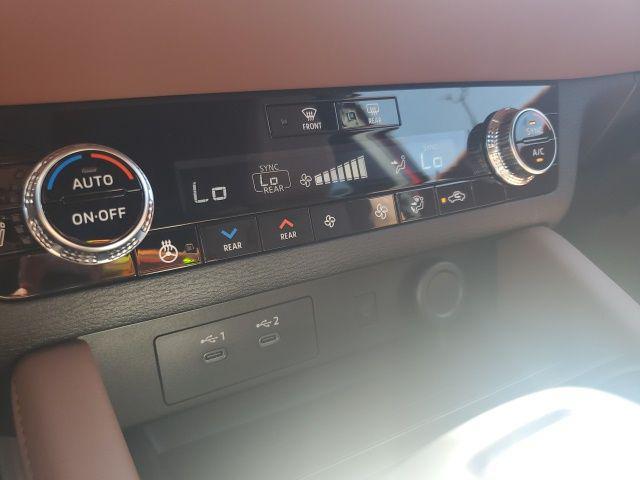 Photo of 2025 Diamond Mitsubishi Outlander