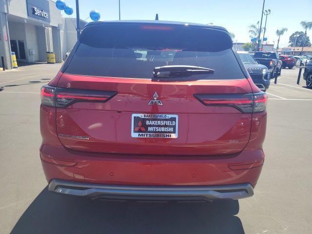 Photo of 2025 Diamond Mitsubishi Outlander