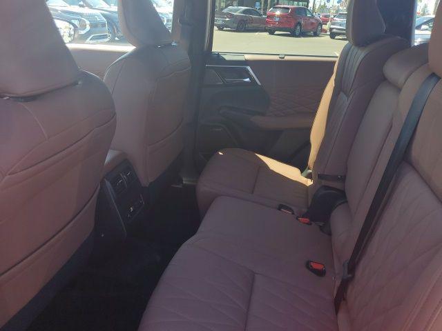 Photo of 2025 Diamond Mitsubishi Outlander
