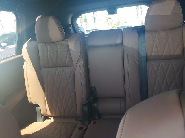Photo of 2025 Diamond Mitsubishi Outlander