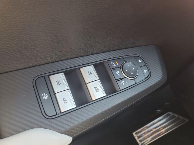 Photo of 2025 Black Diamond Mitsubishi Outlander
