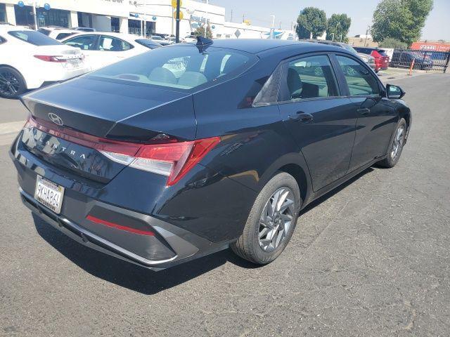 Photo of 2024 Abyss Black Hyundai ELANTRA